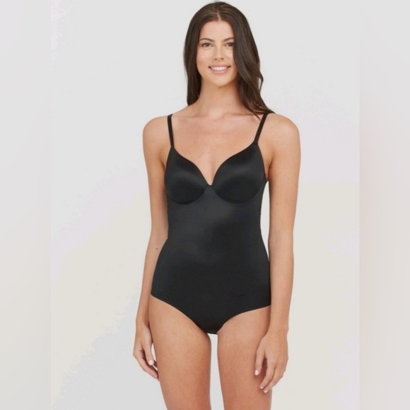 Assets By Spanx Other - NWT Spanx Assets Low Back Cupped Shaping Bodysuit